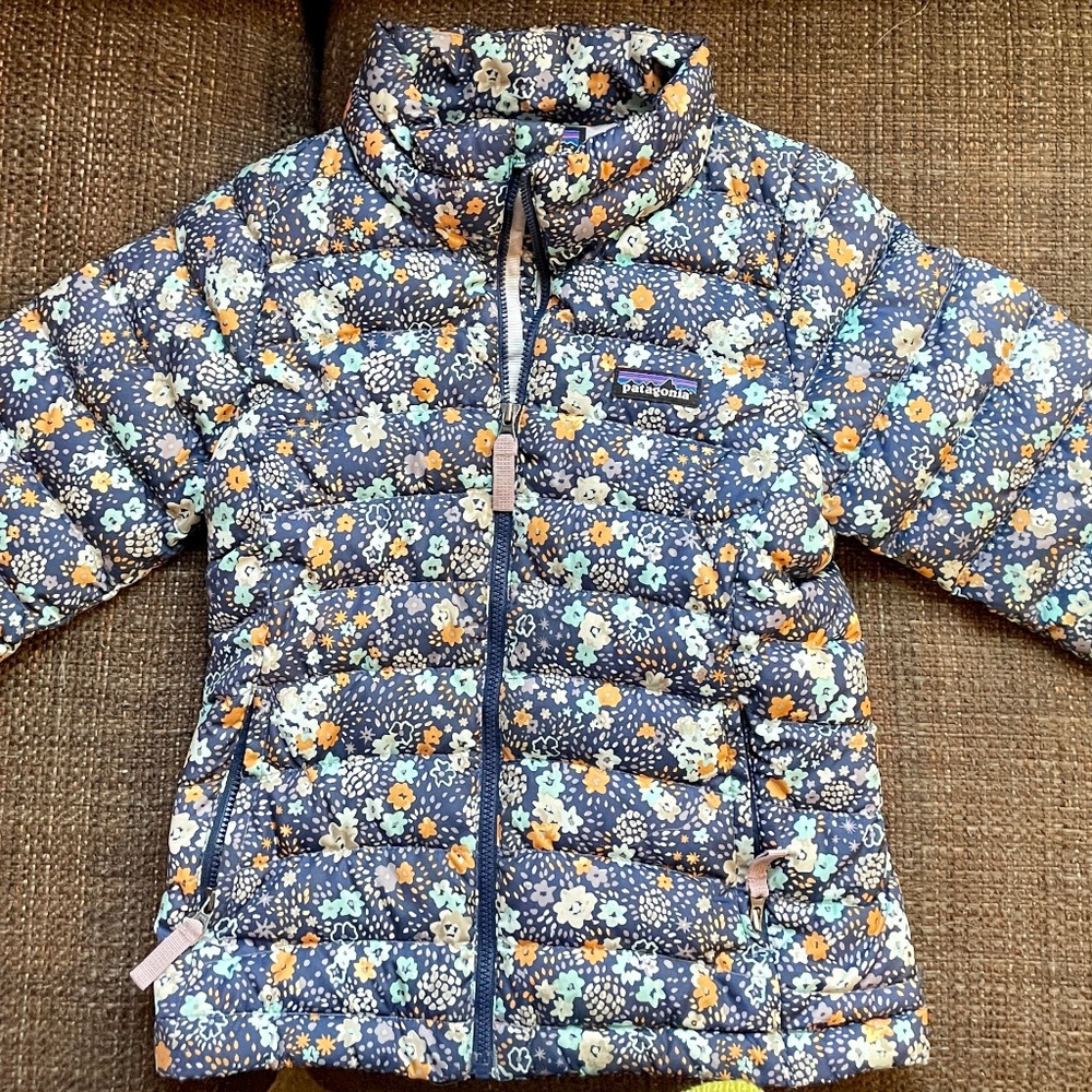 Patagonia Girl's Sz XS Down Coat